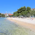 Apartment Family Friendly Seaside Apartments Brodarica, Sibenik - 4833