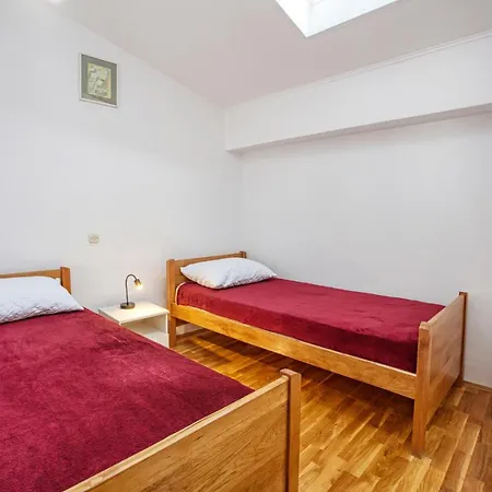 Family Friendly Seaside Apartments Brodarica, Sibenik - 4833
