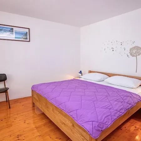 Family Friendly Seaside Apartments Brodarica, Sibenik - 4833 Apartment
