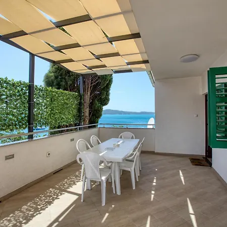 Apartment Family Friendly Seaside Apartments Brodarica, Sibenik - 4833 *