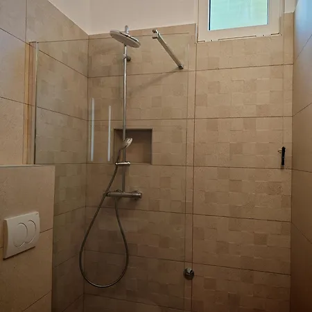 Lejlighed Family Friendly Seaside Brodarica, Sibenik - 4833