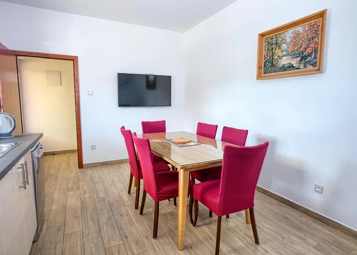 Family Friendly Seaside Apartments Brodarica, Sibenik - 4833 *