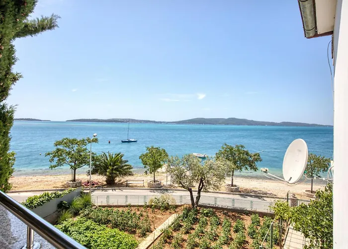Family Friendly Seaside Apartments Brodarica, Sibenik - 4833 Apartment *