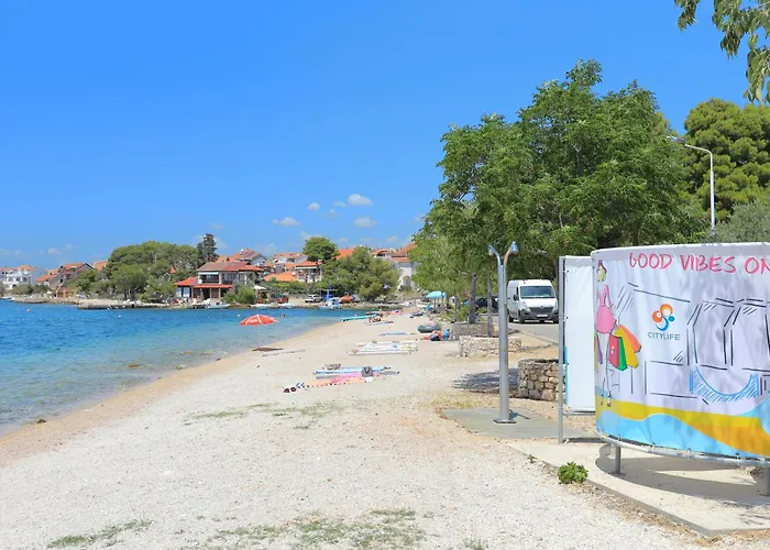 Family Friendly Seaside Apartments Brodarica, Sibenik - 4833 * Brodarica (Sibenik-Knin)